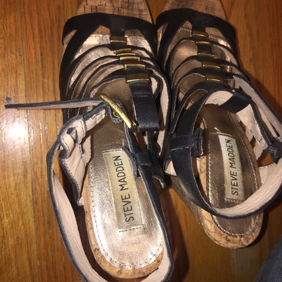 Steve Madden Gladiator Gild Accent Cork Wedges - Picture 4 of 7